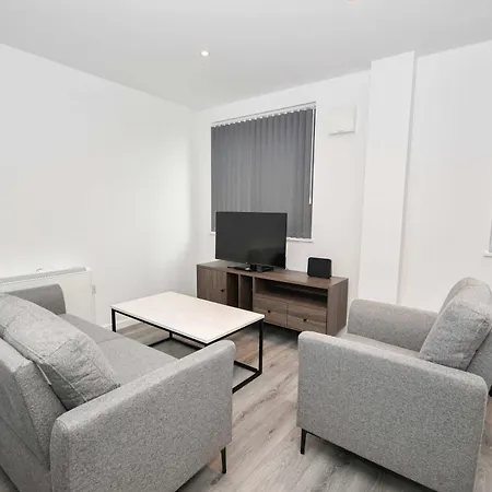 Contemporary 1 Bedroom In *