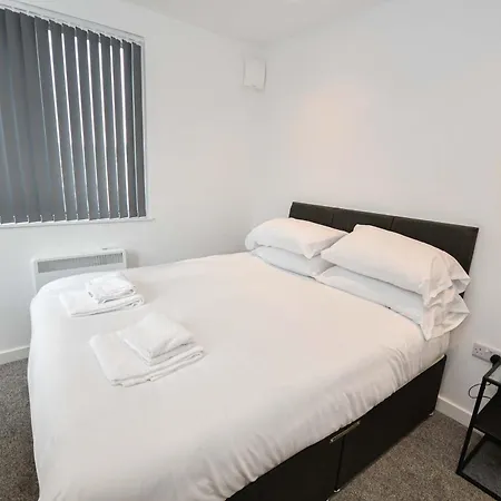 Apartment Contemporary 1 Bedroom In *